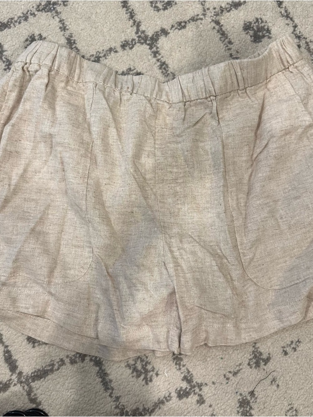 Banana Republic Factory. Light Beige Linen Blend Elastic Waist Shorts. Sz. Med.
